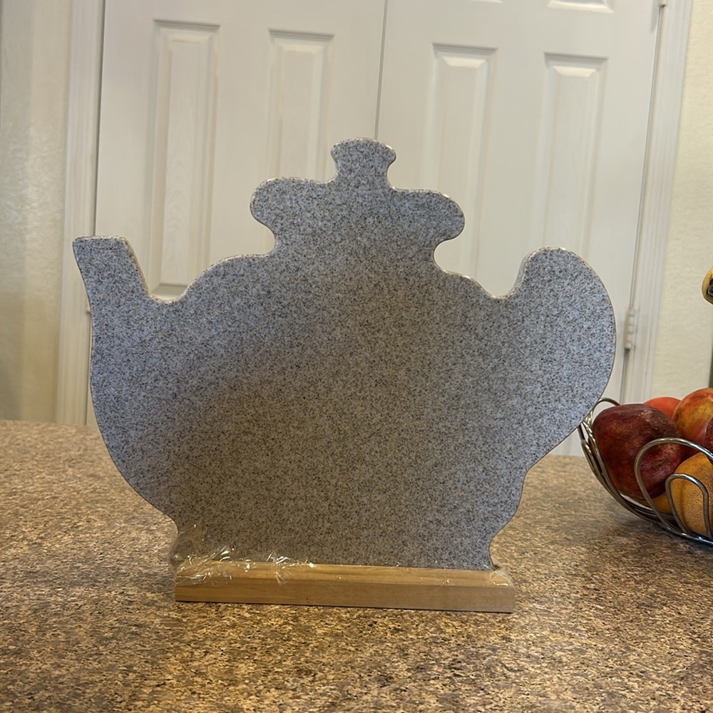 Corian Cutting Board Speckled Tan In Tea Kettle Shaped By Dupont With Stand